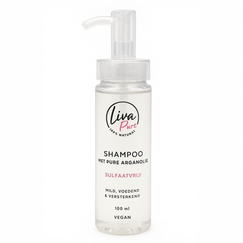 Een 100 ml flesje met sufaatvrije shampoo met pure Arganolie van Liva Pure Products